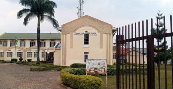Huye: Major (Rtd) Paul Katabarwa na bagenzi be baregwa ikirombe kishe abantu basabiwe igifungo cy'imyaka 10