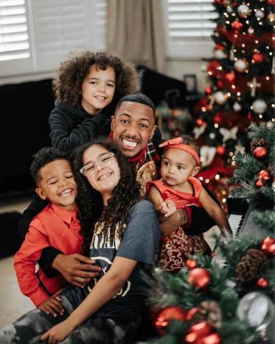 Nick Cannon aritegura kwakira umwana wa cyenda