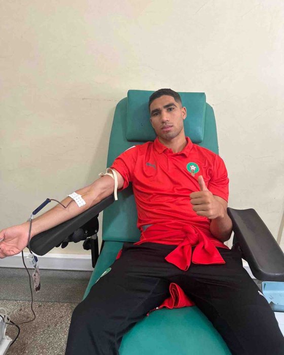 Abakinnyi ba Maroc bahise bajya gutanga amaraso nyuma y'isubikwa ry'umukino wabo