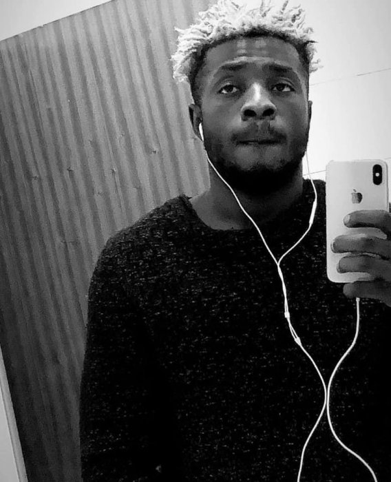 Kwizera Olivier yasezerewe mu mwiherero w'Amavubi kubera"guhurira kuri Instagram"n'umukobwa mu gicuku [YAVUGURUWE]