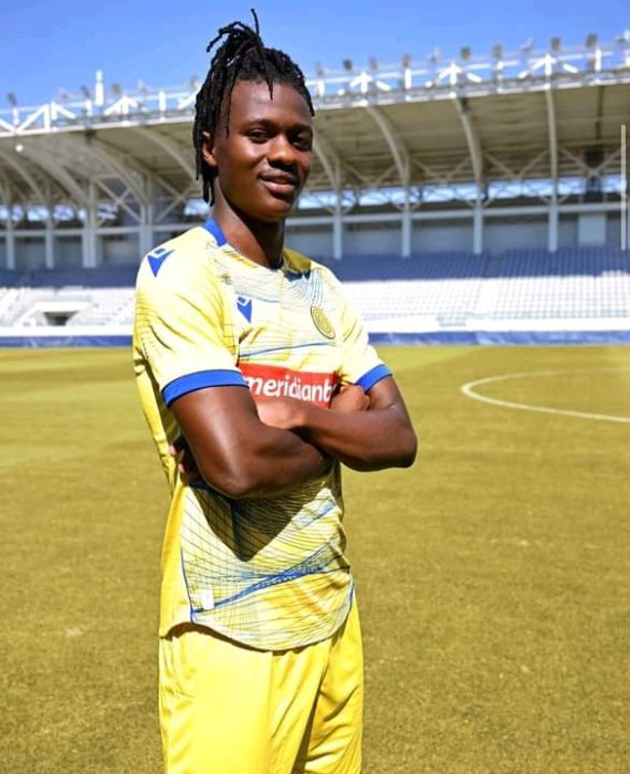AEL Limassol yo muri Cyprus yerekanye Imanashimwe Emmanuel Mangwende 