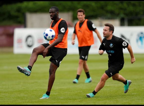 Yaya Toure yirukanwe mu mukino yiteguraga gukina kubera gushaka kugura indaya