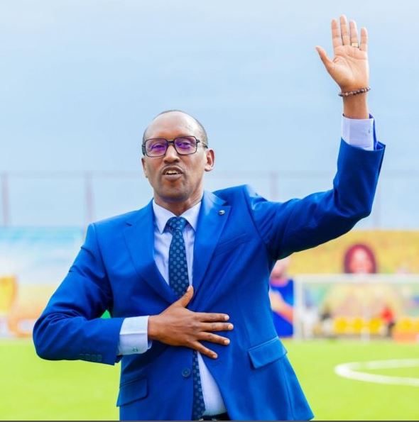 Perezida wa Rayon Sport, Uwayezu avuga ko atifuza kongera kuyiyobora