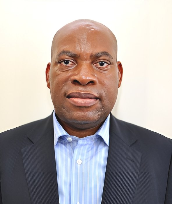 Perezida Kagame yagize Dr François Xavier Kalinda Umusenateri
