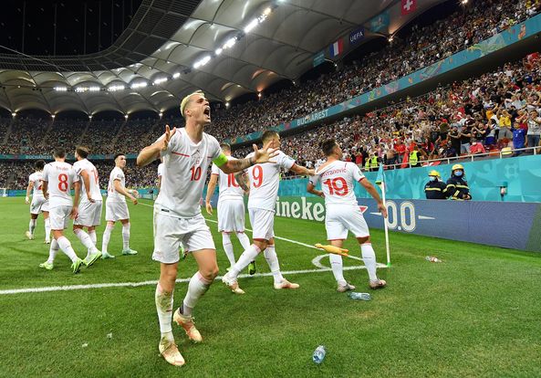Euro 2020: Ubusuwisi bwababaje Ubufaransa mu gihe Espagne yatanze ibirori bya ruhago