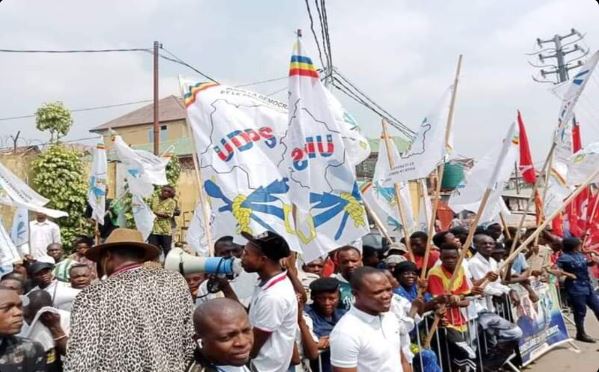 RDC: Ishyaka riri ku butegetsi UDPS ryirukanye 4 rikeka ko bagambanira Tshisekedi 
