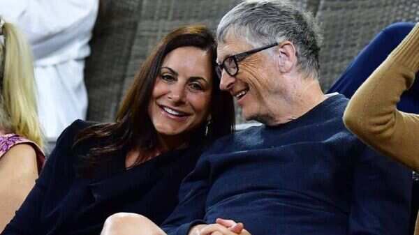 Bill Gates ari mu rukundo n'umukunzi mushya nyuma y'umwaka atandukanye n'uwari umugore we(Amafoto)