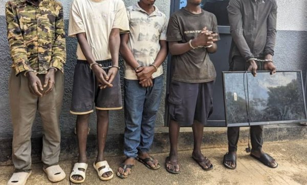 Kamonyi: Batanu bakurikiranyweho ubujura burimo gutobora inzu