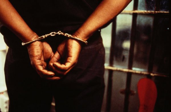 Yateye umukobwa we w'imyaka 13 inda kugira ngo ahabwe amafaranga n'abapfumu