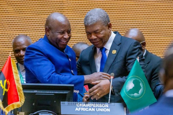 Mu mfuruka z'icyumba Perezida Ndayishimiye yaherewemo kuyobora AU