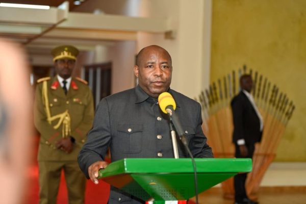 Perezida Ndayishimiye yasabye ikintu gikomeye Imbonerakure