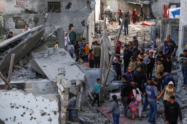 Gaza: Israel yakajije ibitero nyuma y'uko Hamas yongeye kuyirasaho