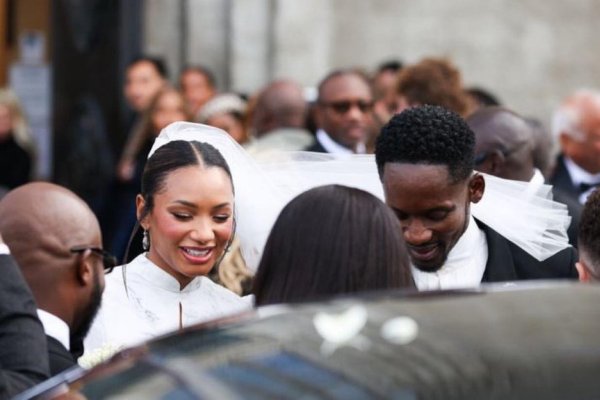 Mr Eazi yakoze ubukwe
