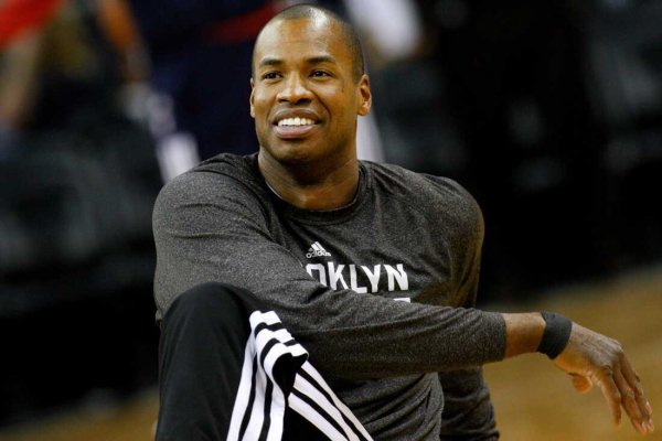 NBA: Umukinnyi wa mbere weruye ko aryamana n'abo bahuje ibitsina yapfuye
