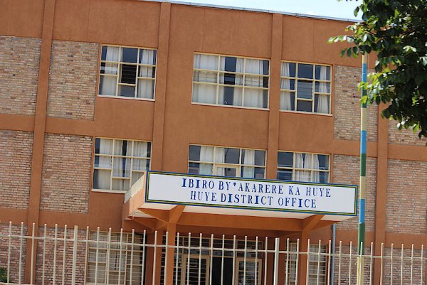 Huye: Habonetse indi mibiri 22 bikekwa ko ari iy'abishwe muri Jenoside