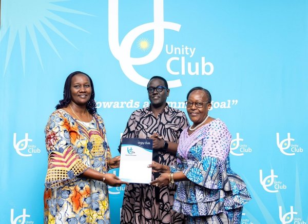 Uwacu Julienne yatangiye imirimo mishya muri Unity Club Intwararumuri