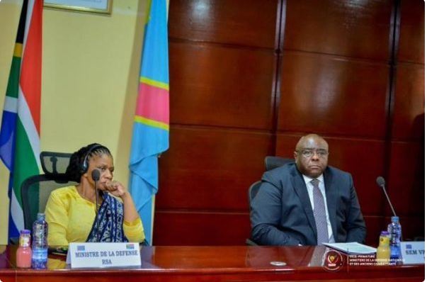 Minisitiri w'Ingabo za DRC yateguje intambara ku Rwanda yiteze gufashwamo na Afurika y'Epfo