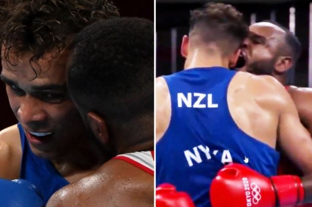 Tokyo Olympics: Umukinnyi yahaswe amakofe ashaka kuruma uwo bari bahanganye [AMAFOTO]