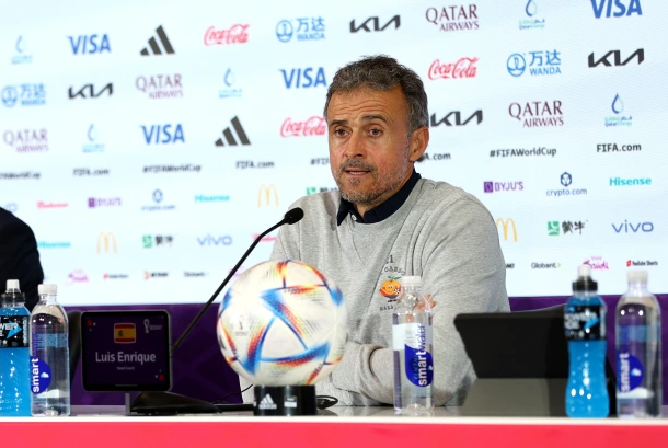 Umutoza Luis Enrique yemereye ikintu kidasanzwe abakinnyi be