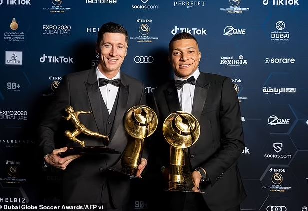 Kylian Mbappe na Lewandowski bamaganye igitekerezo cy'umutoza Arsene Wenger