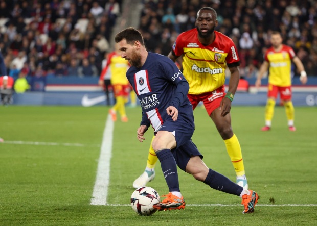 FC Barcelona yasabye ikintu gitangaje Lionel Messi kugira ngo imugarure