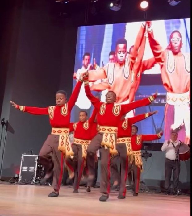 Abana bo muri ‘Moriox kids' bakoreye igitaramo muri Arménie