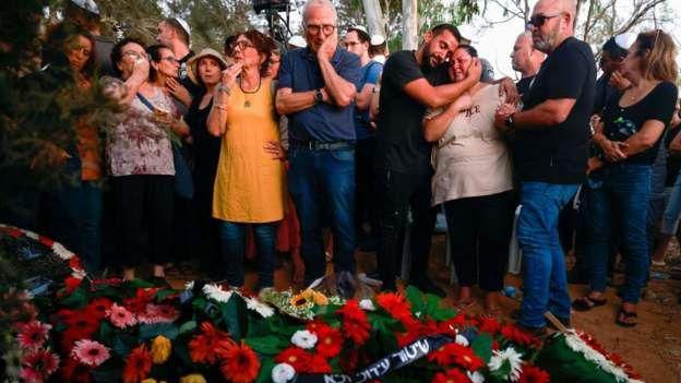 Israel – Hamas: Abapfuye bamaze kurenga 1,000/Gaza igiye gucura umwijima