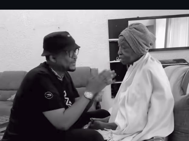 Massamba yagaragaje imvano y'indirimbo Rwabihama