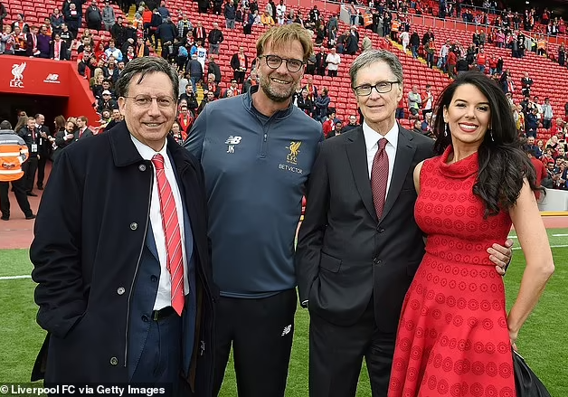 Ikipe ya Liverpool yashyizwe ku isoko