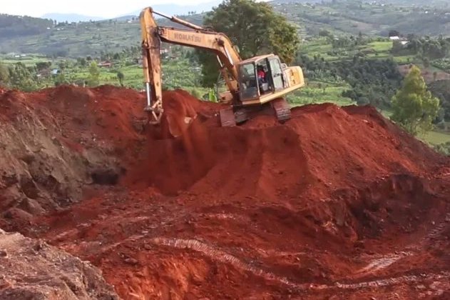 Huye: Abantu batandatu bafunzwe bazira ikirombe cyagwiriye abantu