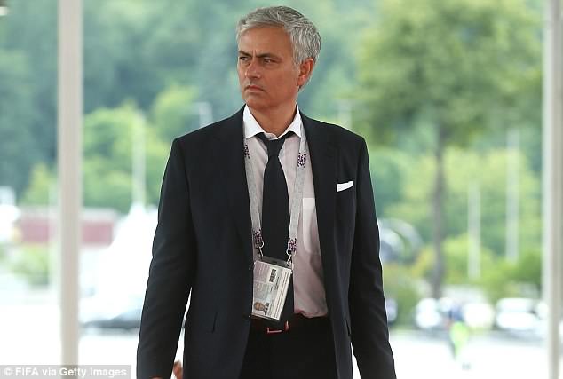 Igihugu gikomeye mu mupira kirashaka guha akazi Jose Mourinho