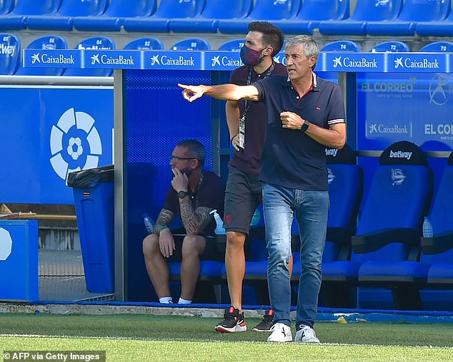 Quique Setien wahoze atoza FC Barcelona agiye kuyijyana mu nkiko