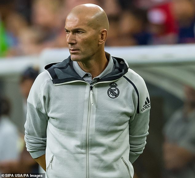 Zidane yanze akazi ka Newcastle kubera ikipe yifuza kwerekezamo
