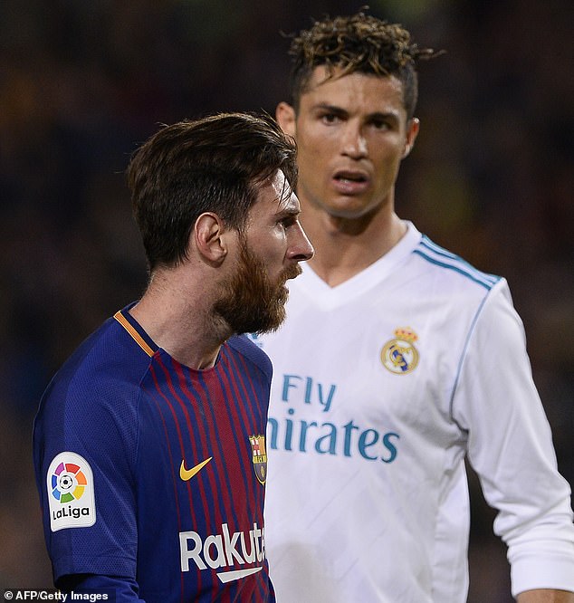Sir Alex Ferguson yahishuye itandukaniro rigari riri hagati ya Messi na Cristiano Ronaldo