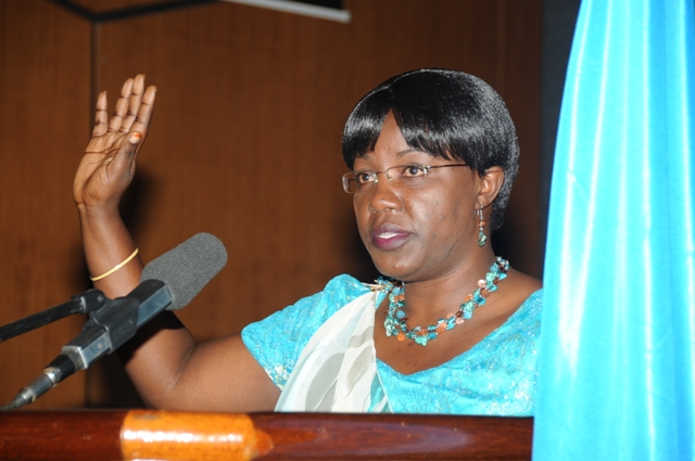 Minisitiri Mujawamariya ntiyiyumvisha impamvu ibaruwa yandikiye Minisitiri w'Uburezi amwihanangiriza yageze mu itangazamakuru igahinduka byacitse