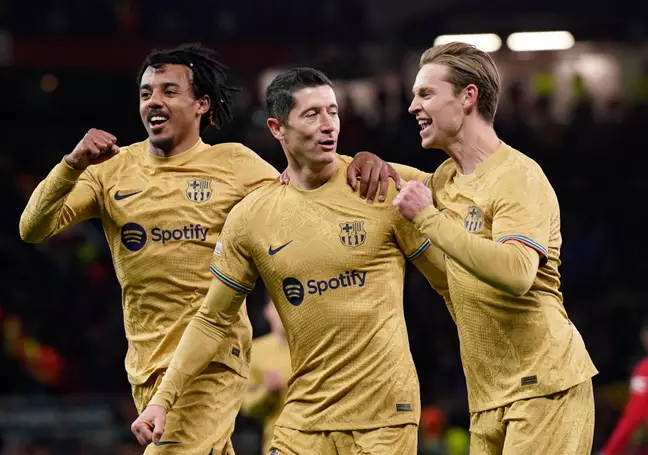 FC Barcelona igiye kugurisha abakinnyi igenderaho kubera ubukene 