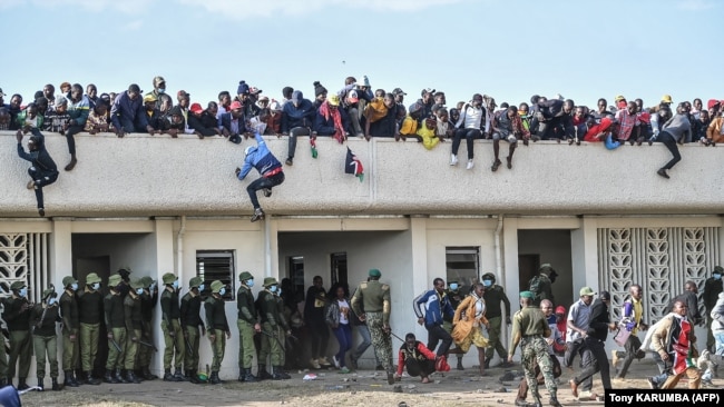 Kenya: Benshi bakomerekeye mu mpanuka yabereye mu muhango wo kurahiza Ruto
