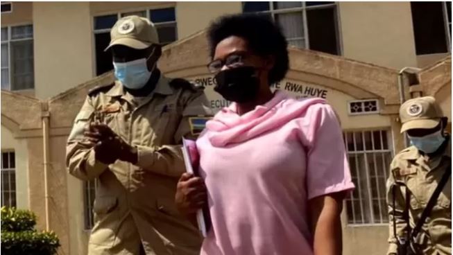 Beatrice Munyenyezi woherejwe na US, yasabye kwerekwa abamushinja.kuyihe mpamvu?