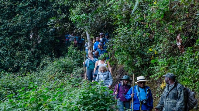 Abanyamahanga basura u Rwanda barwinjirije asaga miliyari 236 Frw mu mezi atatu