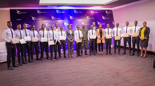 U Rwanda rwungutse abapilote bashya 17[AMAFOTO]