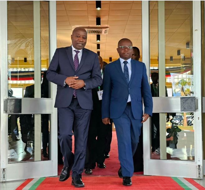 Minisitiri w'Intebe Dr. Ngirente yitabiriye inama ya 21 idasanzweze i Bujumbura