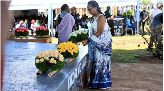 10 Mata 1994. Abasenyeri bababajwe n'urupfu rwa Habyarimana, birengagiza jenoside yakorerwaga Abatutsi