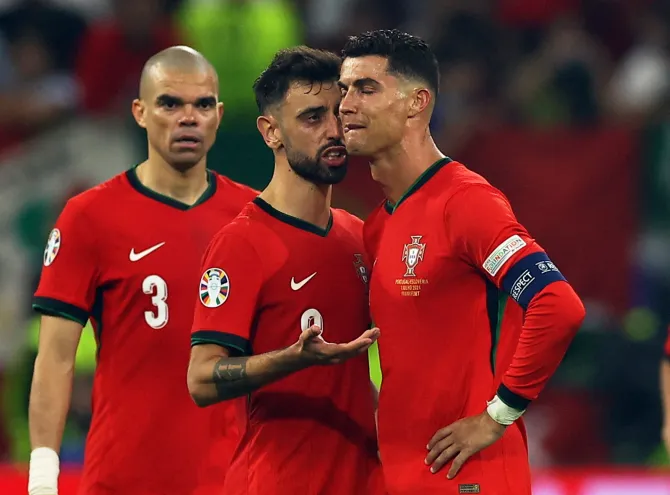 #EURO2024: Umunyezamu Costa yafashije Portugal gusezerera Slovenia bigoranye