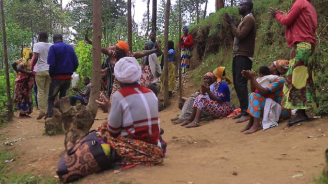 Musanze:Basimburana ku musozi bise ndabirambiwe nyamara bashobora kuhasiga ubuzima
