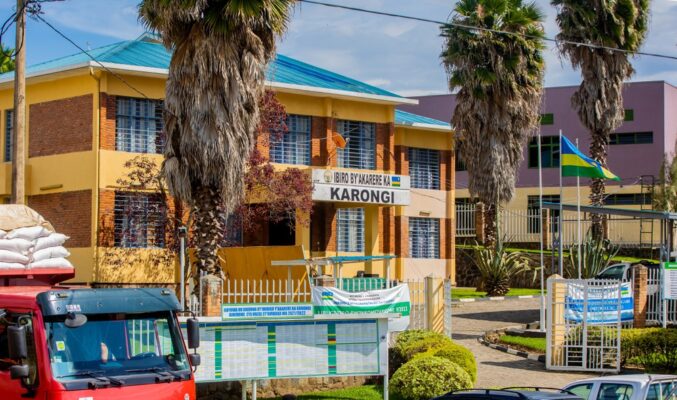 Umwarimu wo muri Karongi akurikiranyweho gusambanya umunyeshuri w'imyaka 14
