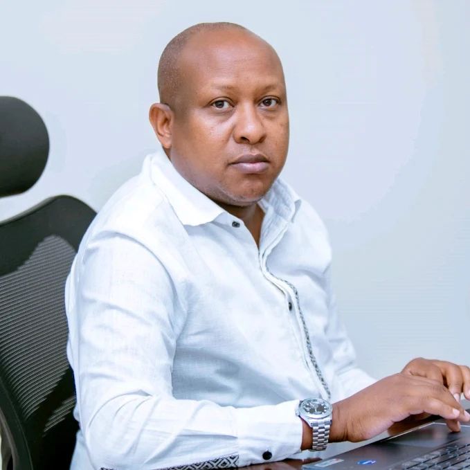 Muyoboke Alex yibukije abahanzi n'urubyiruko ko ari inshingano zabo zo kugaragaza ukuri kuri Jenoside yakorewe Abatutsi