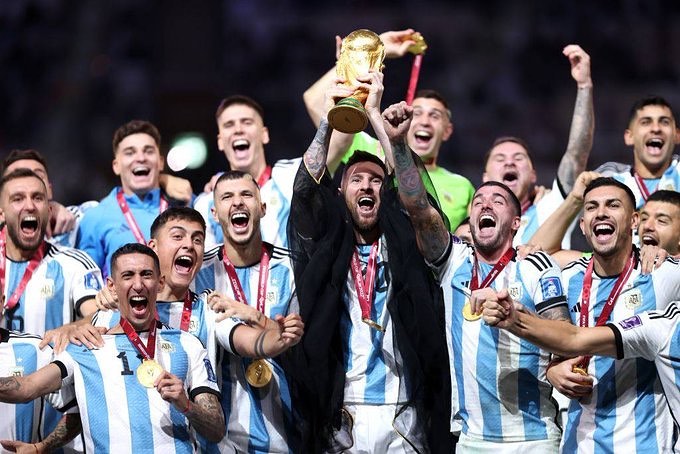 Argentina irashaka gukorera Lionel Messi ikintu kitarakorerwa undi mukinnyi mu mateka