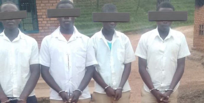 Burera: Abarimu batatu bakubiswe n'abanyeshuri, 7 bahita batabwa muri yombi
