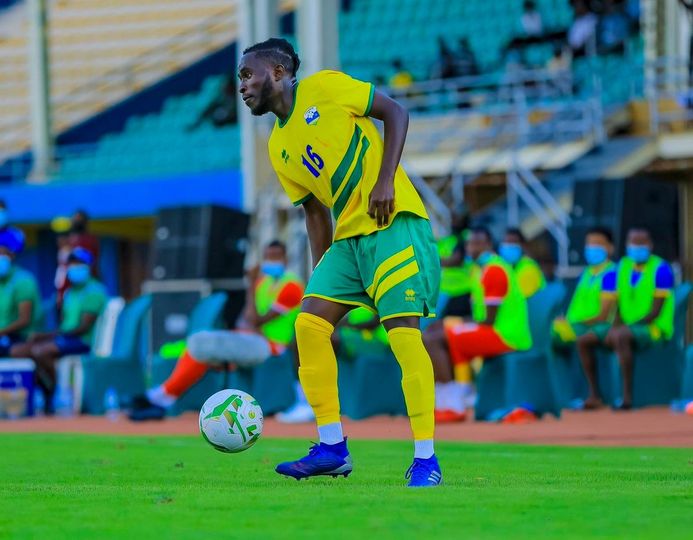 Se wa Nishimwe Blaise yavuze ku makuru yerekeza umuhungu we muri APR FC 