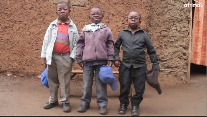 Andereya wo muri ba bagabo batatu bagufi bamamaye yahitanwe n'uburwayi